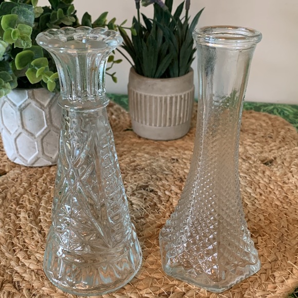 Vintage clear glass bud vase set, EUC - Picture 5 of 11